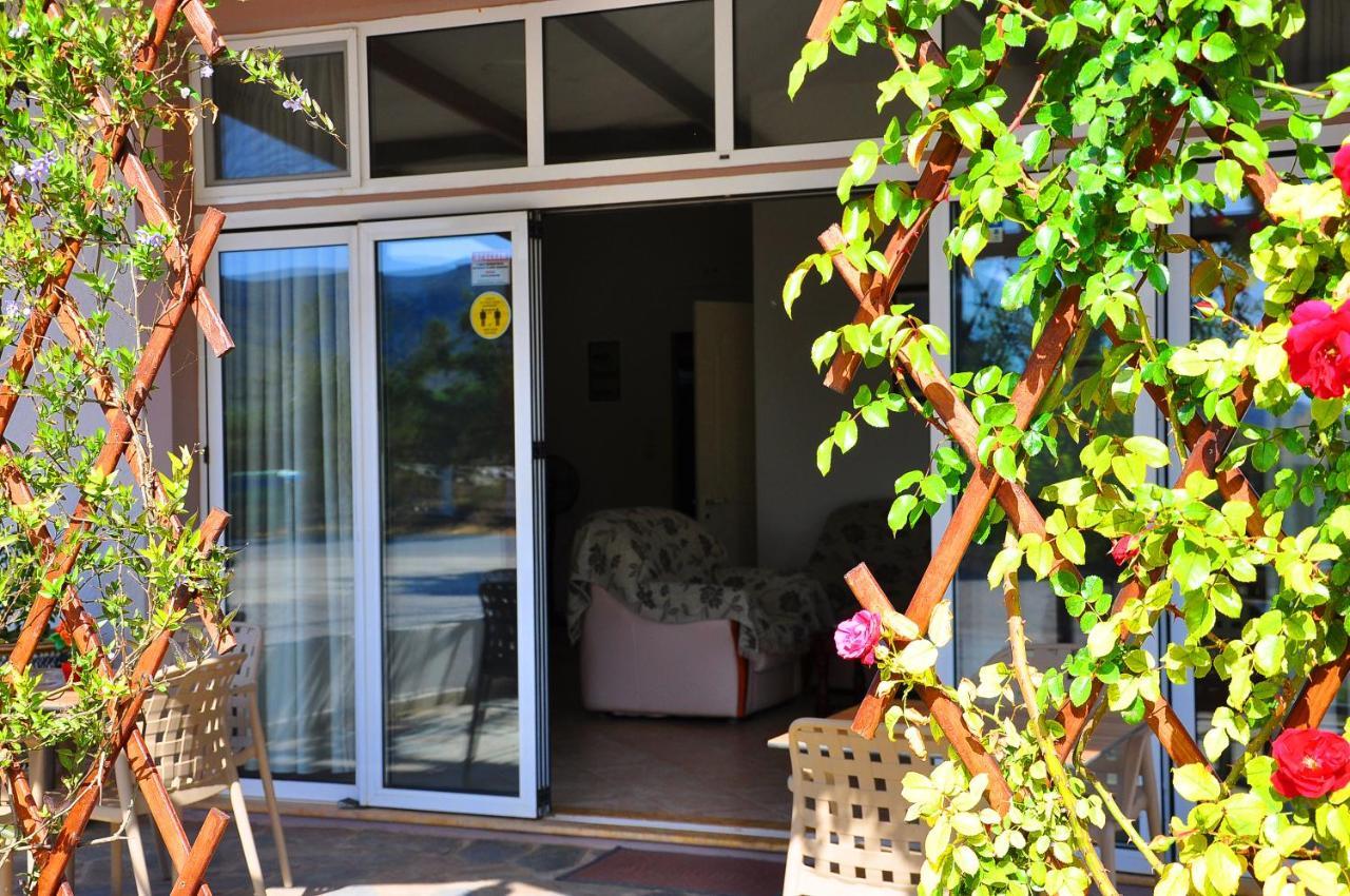 Lagos Studios & Apartments Παλαίκαστρο Εξωτερικό φωτογραφία
